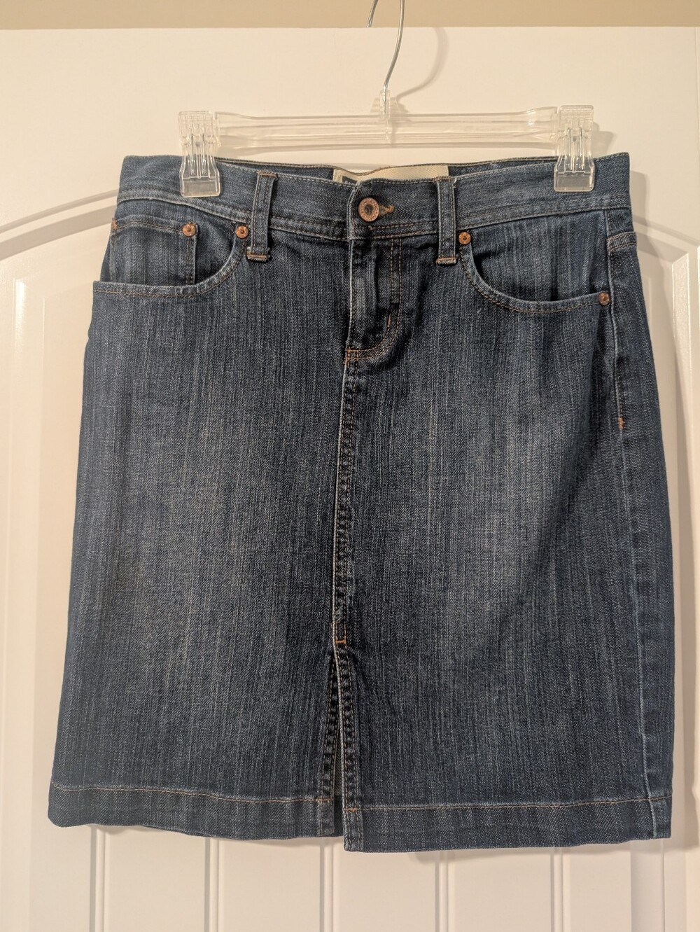 Size 2 GAP classic denim Jean Skirt